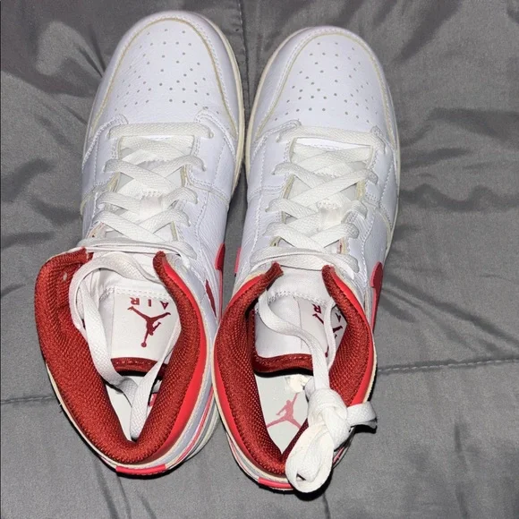 Jordan Air 1 Mid SE Box - Picture 4 of 6